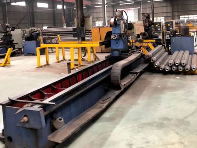 绥芬河水泥厂网架安装